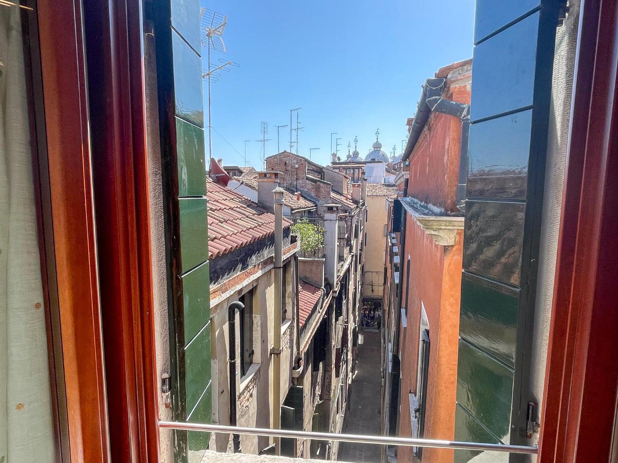 Ca' Rino - Flats In Venecia Exterior foto